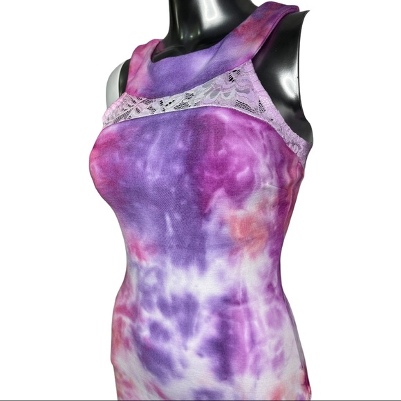 Mystiq Tie Dye Lace Inlay Fitted Sleeveless Dress - Picture 3 of 6